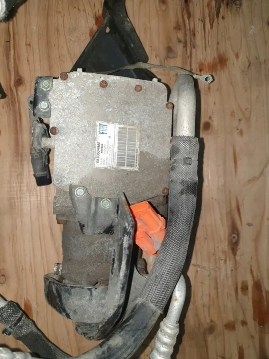 Compressore Aria Condizionata 500E 2015 USA OEM 68106049ae image 3