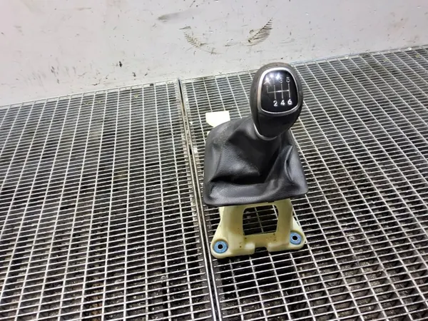 Levier de vitesses OEM SKE57216 pour Hyundai i40 image 2