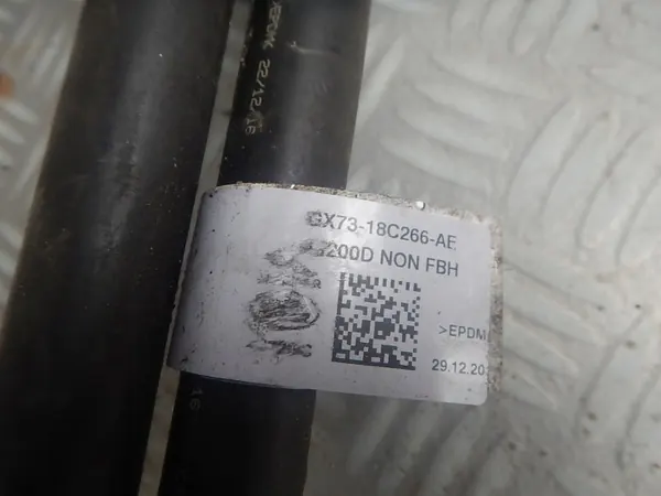Jaguar XE Värmeslang OEM GX73-18C266-AE Begagnad image 3