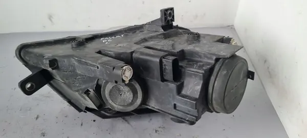 VW Passat B6 Vasemman puolen Ajovalo 3C0941005AA image 6