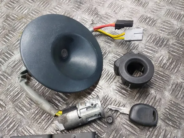 Renault Starterset OEM 8200024376 voor Kangoo I 1.4 image 3