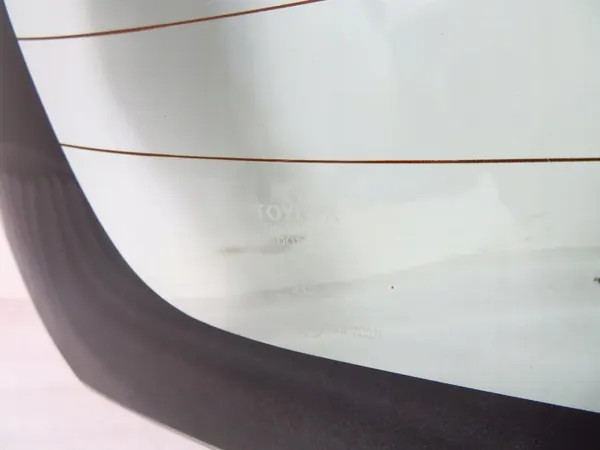 Toyota OEM A995941 Heckklappenglas - Gebraucht image 3