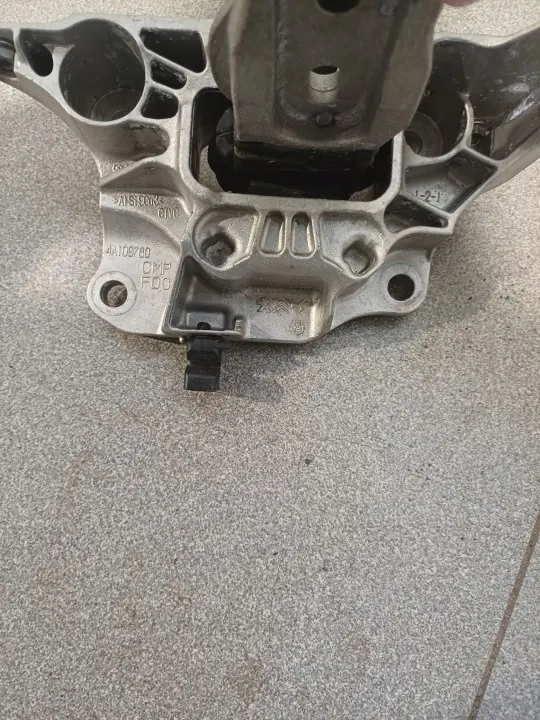 Support de boîte OEM 4A109760 pour Peugeot 2008 II image 5