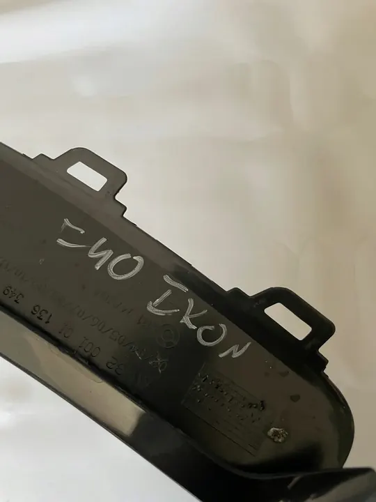 Oikea etupuskuri BMW 1 F40 image 2