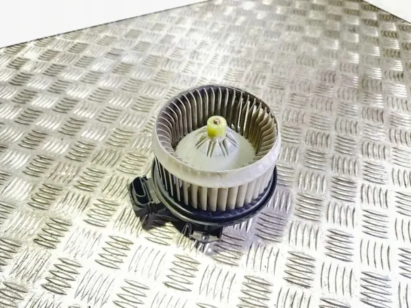 Toyota Lämmitys OEM 2727000540 Urban Cruiser 1.4L image 2