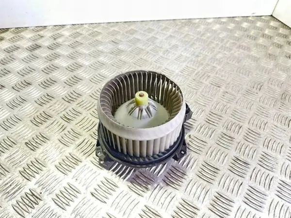 Toyota Lämmitys OEM 2727000540 Urban Cruiser 1.4L image 3