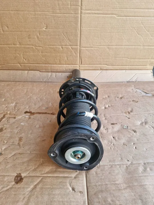 Ammortizzatore anteriore Seat Leon (5F) 5Q0413023Fp image 3