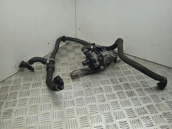 BMW F10 M5 M6 Elektrisk kylvätskepump OEM 2284291 image 2