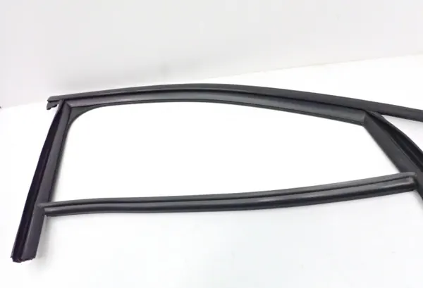 Guide de joint de vitre OEM 4H0837432A pour Audi A8 D4 image 4