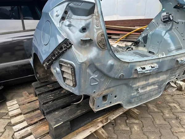 Taka lokasuoja OEM PAS TYLNY HYUNDAI I20 II image 4