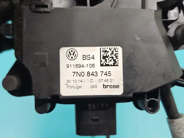 OEM 7N0843745 Deurslotactuator Rechts Achter VW image 3