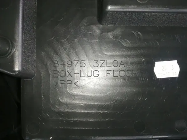 Reserveradabdeckung OEM 849753ZL0A für Nissan Pulsar image 3