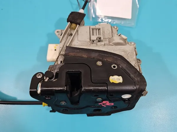 Höger Framslå 8J1837016C Audi A4 B8 image 3