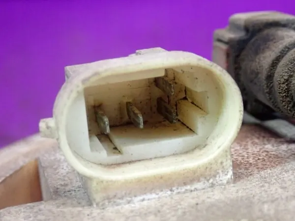 RENAULT MEGANE I 99-03 Brandstofpomp 7700431718 7700431410C image 6