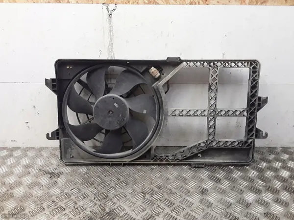 Kylarfläkt Ford Transit OEM 1C158C607AF - Begagnad image 2