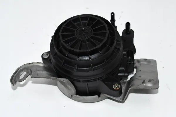 BRÄNSLEPUMP MERCEDES W118 W177 W247 image 2