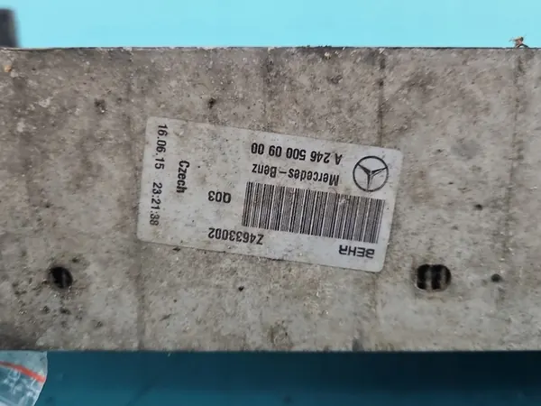 INTERCOOLER MERCEDES W176 1.5 CDI image 4