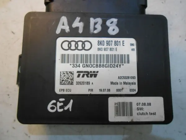 Audi A4 B8 Käsijarru Ohjain OEM 8K0907801E image 9