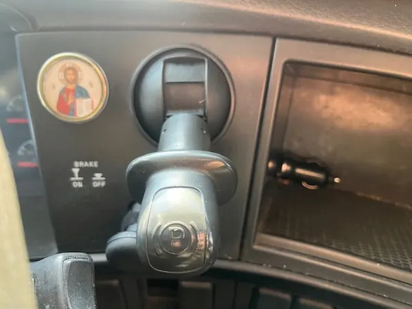 Levier de frein à main Volvo OEM AK-12-723780 Usagé image 3