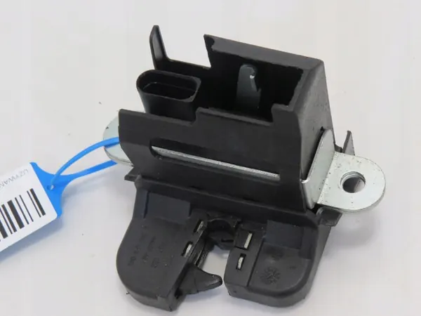 OEM 360169778 Tailgate Lock for VW Golf 5 image 6