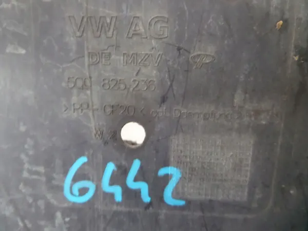 Nedre Motorplåt Volkswagen Passat B8 2014- image 5