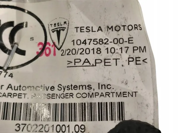 Tesla Model S 2017 Sisämatto OEM 104758200E - Käytetty image 6