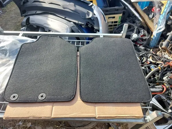 OEM 749028719R Vorderteppiche für Dacia Spring 21 image 5