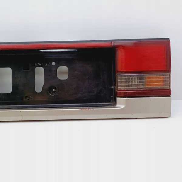 Kofferraumblende Mazda 626 OEM DRC83602 Gebraucht image 3