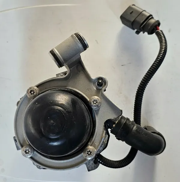 Porsche OE 7PP959253 Sekundärluftpumpe - Gebraucht image 5