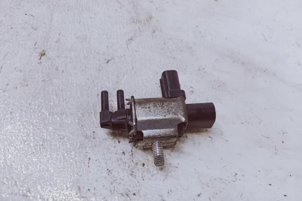 Elektromagnetisk ventil FORD S-MAX 2.0L bensin image 3