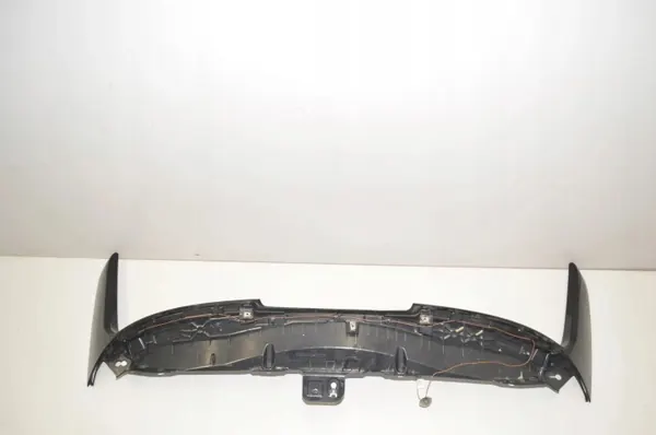 BMW X1 F48 takaspoileri OEM 51627360536 image 2