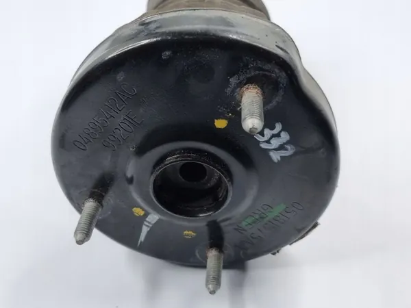 Dodge Charger Voorste Dempersteun OEM 05181575AA image 4