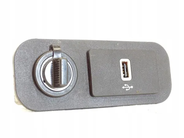 Enchufe USB Encendedor Ford Mustang MK6 OEM HU5T-14F014-AB image 2