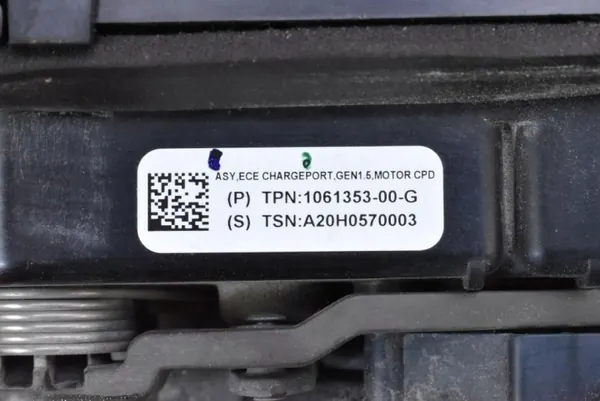 Tomada de carga Tesla Model S 16-21 OEM 1087054-10-D image 10