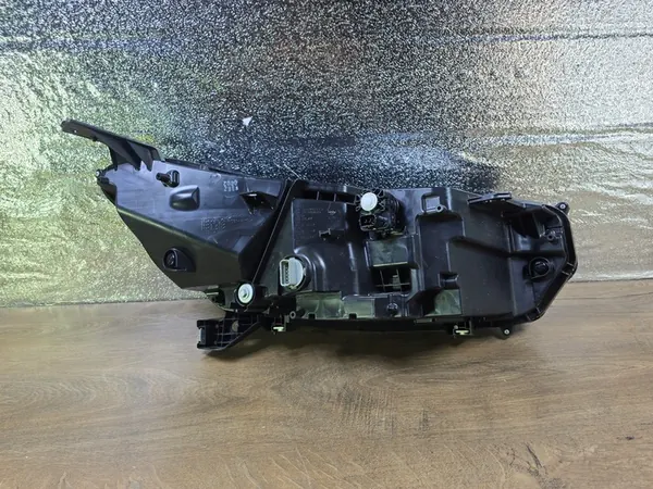 FARO DIANTEIRO ESQUERDO HONDA CRV 6 VI STANLEY W6297 image 10