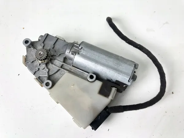 Schiebedachmotor OEM 4A0959591D für Audi A8 D2 image 4