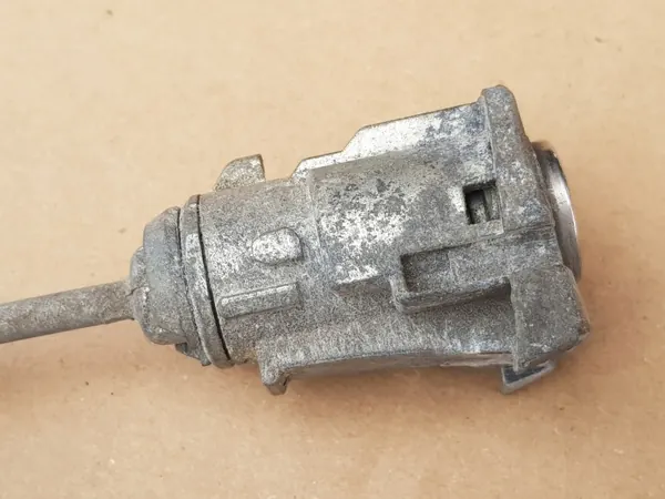 OEM Ovisärmänsylinteri - Vasen Etu SEAT Leon II:lle image 7