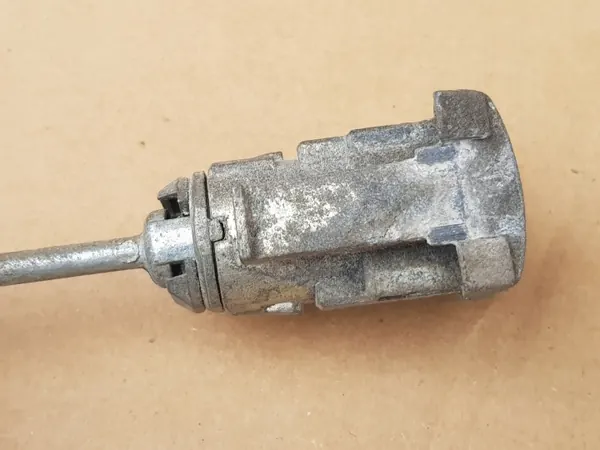 OEM Ovisärmänsylinteri - Vasen Etu SEAT Leon II:lle image 8