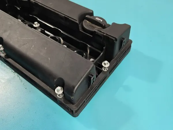 Venttiilikansi OEM IMPRK1551833 Opel Astra IV J:lle image 3