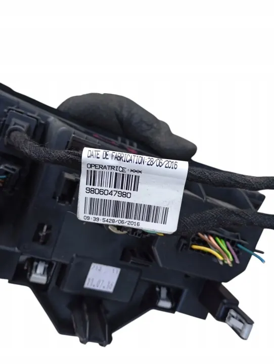 Tomada isqueiro USB AUX OEM 308 para Peugeot image 3