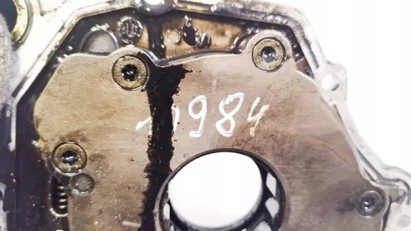 Pompe à huile OEM 9686038880 Peugeot Partner 1.6L image 3