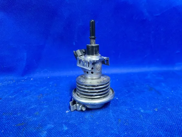 AdBlue Injector Audi A6 A7 A8 3.0 TDI OEM 4H0131113A image 2