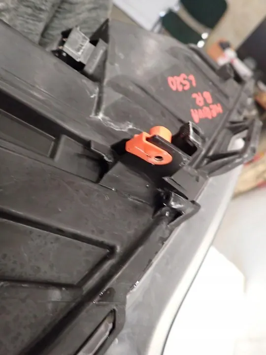 Vasen etuvalaisin OPEL MERIVA B LIFT 2013- image 3