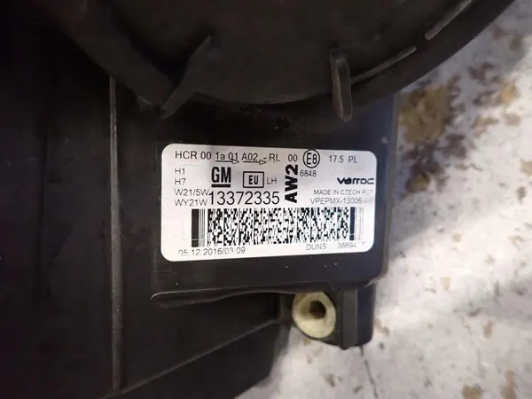 Vasen etuvalaisin OPEL MERIVA B LIFT 2013- image 4