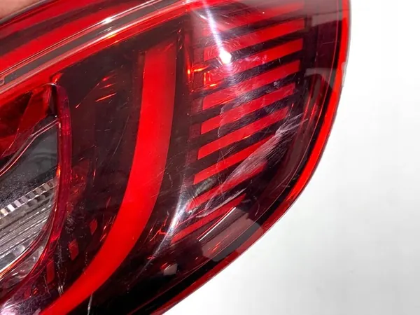 RENAULT CLIO V Höger Bakljus 265504885R Hatchback image 2