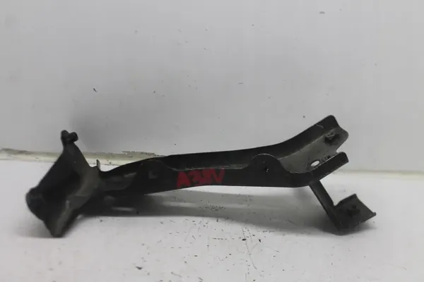 Framfäste höger 8V0821136A Audi VW image 2