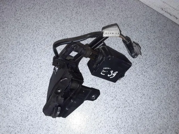 BMW 5 Touring E39 takaikkuna spoileri OEM 51248238469 image 4