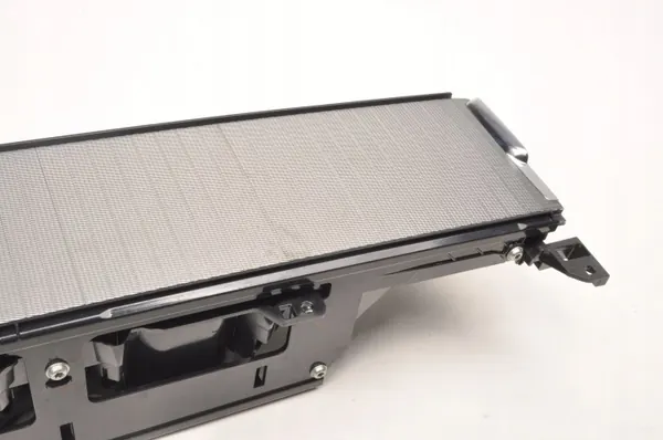 Sujetavasos Volvo XC60 II OEM 32260254 - Usado image 2