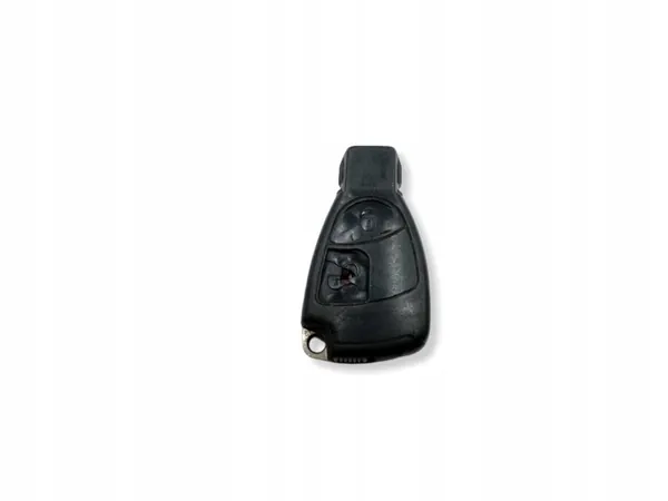 Llave Mercedes OEM UHP2326 - 2 Botones Usada image 2