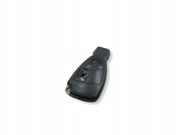 Llave Mercedes OEM UHP2326 - 2 Botones Usada image 5